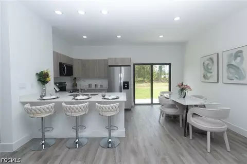 Dining - 8038 Rolling Cir, Labelle, FL 33935 photo 1 of 2