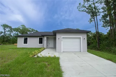 8038 Rolling Cir, Labelle, FL 33935