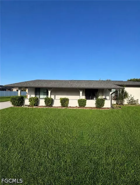 4233 SW 1st Ave, Cape Coral, FL 33914