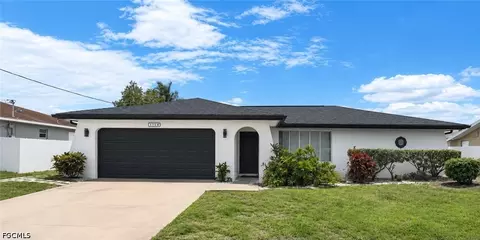 1704 Viscaya Pkwy, Cape Coral, FL 33990