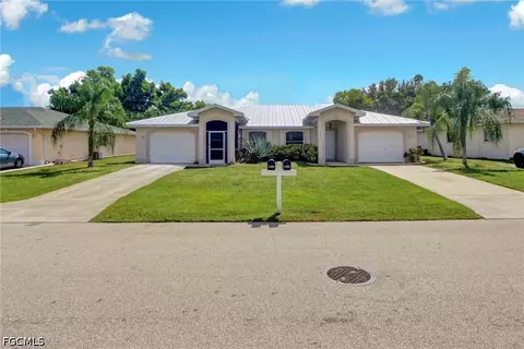 1305 SE 8th Ave, Cape Coral, FL 33990