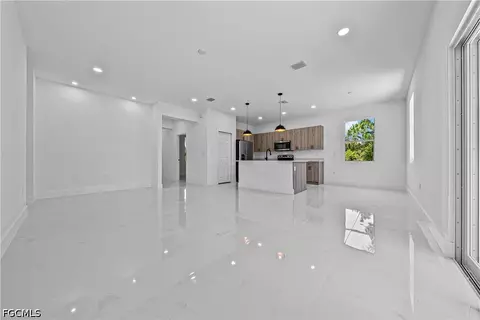 3401 50th St W, Lehigh Acres, FL 33971