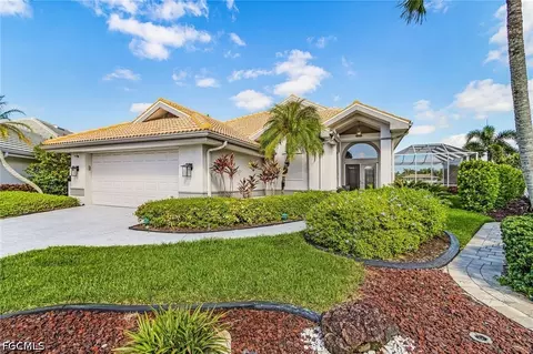 9860 Mainsail Ct, Fort Myers, FL 33919