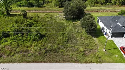 1171 Ebers St E, Lehigh Acres, FL 33974