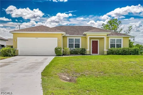 4214 NW 32nd Ln, Cape Coral, FL 33993