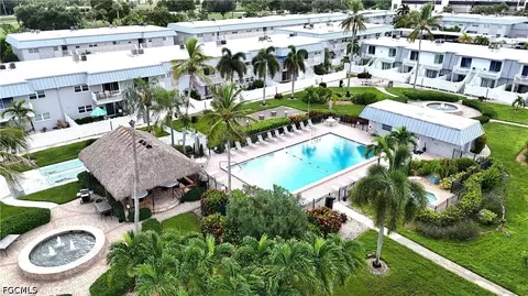 6777 Winkler Rd #156, Fort Myers, FL 33919