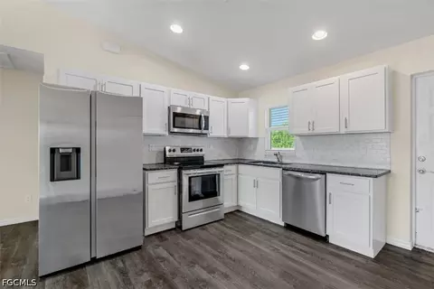 Kitchen - 3113 Pebble Ln, Labelle, FL 33935 photo 1 of 2