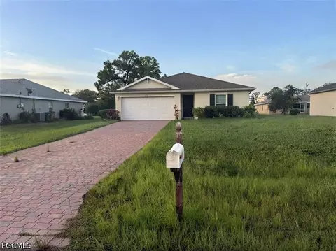 2104 NE 33rd Ter, Cape Coral, FL 33909