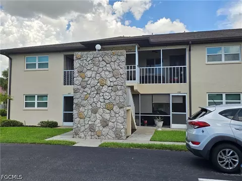 1617 SE 26th St #202, Cape Coral, FL 33904