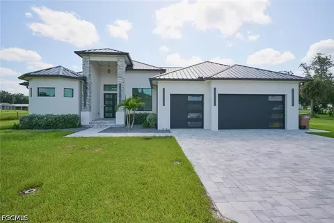 6201 Greenbriar Farms Rd, Fort Myers, FL 33905