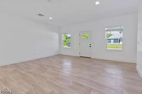 Living - 2004 Grayson Ave, Alva, FL 33920 photo 3 of 4