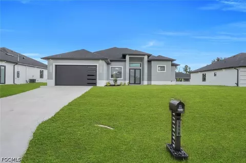 3616 6th St SW, Lehigh Acres, FL 33976