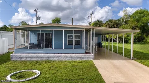 2984 Longview Ln, North Fort Myers, FL 33917