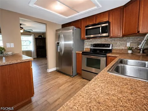 1798 Marilyn Dr, North Fort Myers, FL 33917