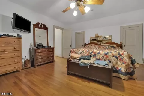 Bedroom - 236 E Arcade Ave, Clewiston, FL 33440 photo 3 of 5