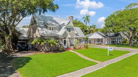 Exterior - 236 E Arcade Ave, Clewiston, FL 33440 photo 9 of 10