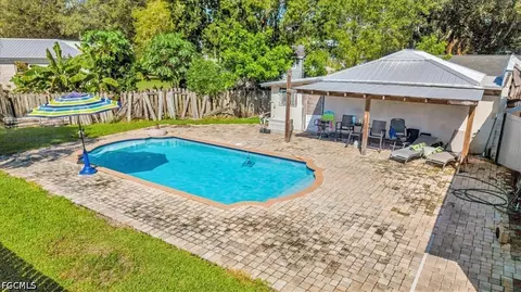 Exterior - 236 E Arcade Ave, Clewiston, FL 33440 photo 6 of 10