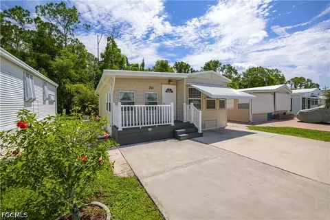 260 Caravan Cir, North Fort Myers, FL 33903