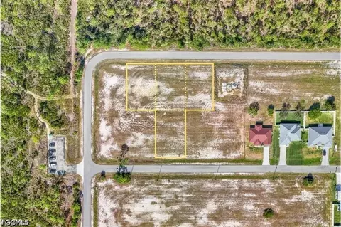 NW 40th Ln, Cape Coral, FL 33993