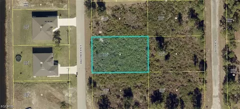819 Anaconda Ave S, Lehigh Acres, FL 33974