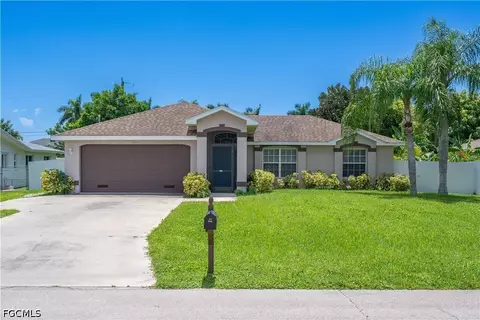 626 Retunda Pkwy W, Cape Coral, FL 33904