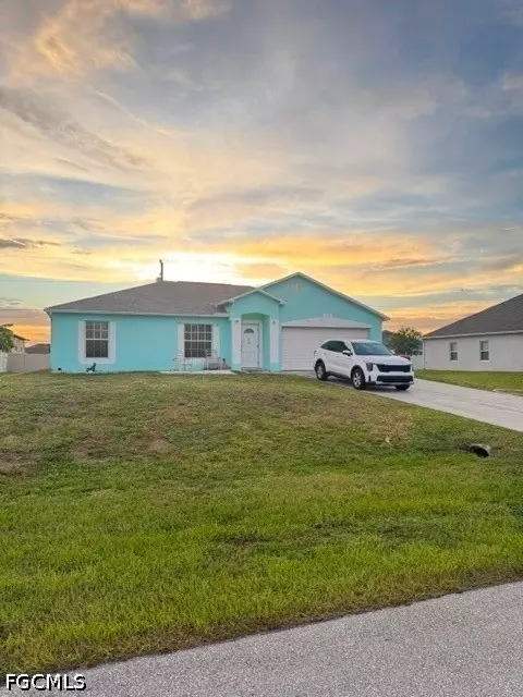 18 NW 13th Ave, Cape Coral, FL 33993