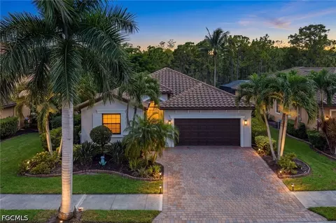 9324 River Otter Dr, Fort Myers, FL 33912