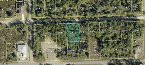 3513 62nd St W, Lehigh Acres, FL 33971