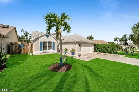 15069 Cloverdale Dr, Fort Myers, FL 33919