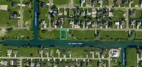 914 NE 12th St, Cape Coral, FL 33909
