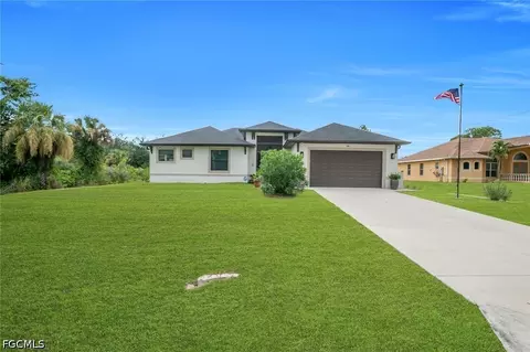 609 Clayton Ave, Lehigh Acres, FL 33972