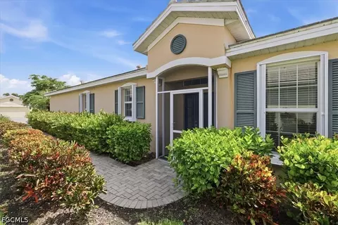 2612 Vareo Ct, Cape Coral, FL 33991