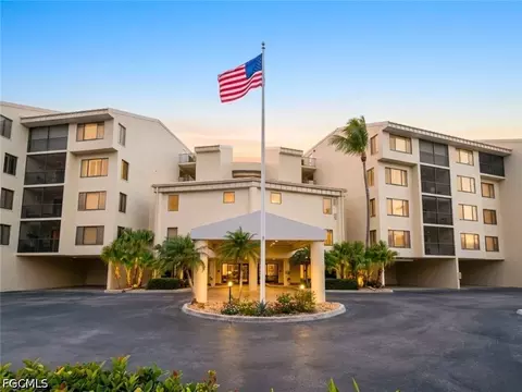 7327 Estero Blvd #100, Fort Myers Beach, FL 33931