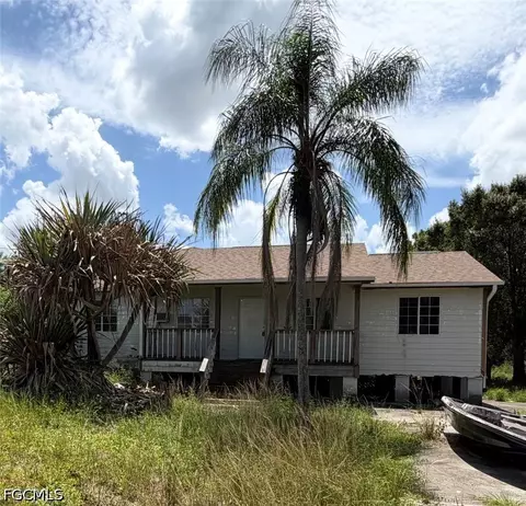 3717 21st St SW, Lehigh Acres, FL 33976
