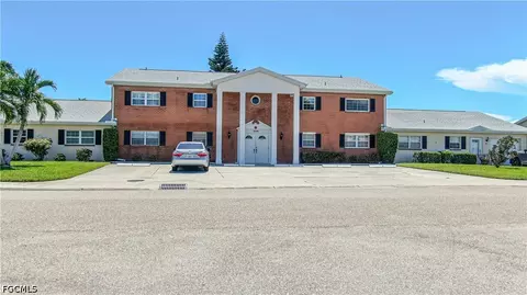 122 Myerlee Country Club Blvd #6, Fort Myers, FL 33919