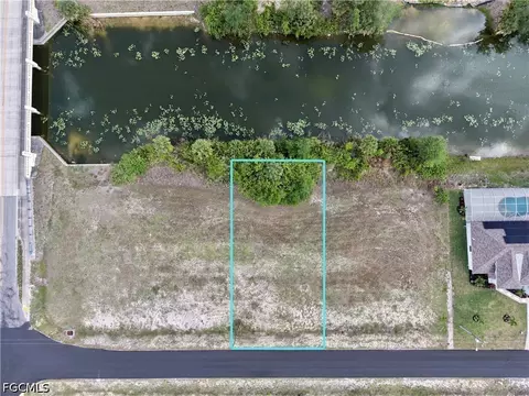 1404 NE 23rd Ter, Cape Coral, FL 33909