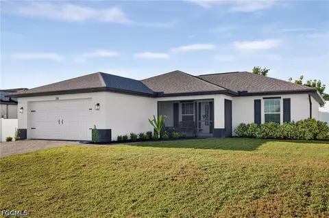 228 NE 26th St, Cape Coral, FL 33909