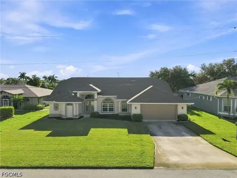 415 SE 13th Ave, Cape Coral, FL 33990