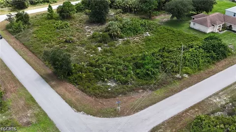 911 Martha Ave S, Lehigh Acres, FL 33974