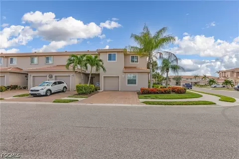 3800 Clearbrook Ln, Fort Myers, FL 33966