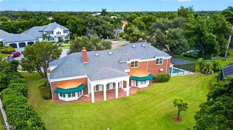 23 Winewood Ct, Fort Myers, FL 33919