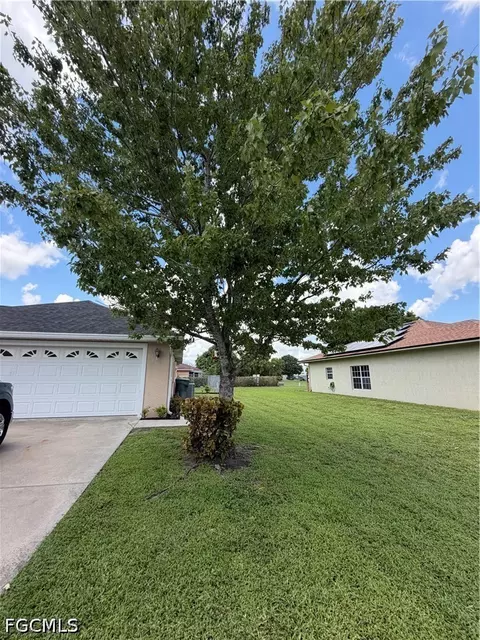 Exterior - 725 S Berner Rd, Clewiston, FL 33440 photo 1 of 6