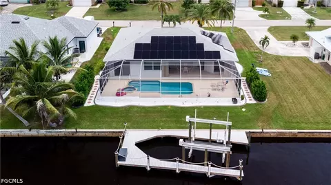 1210 SE 21st Ave, Cape Coral, FL 33990
