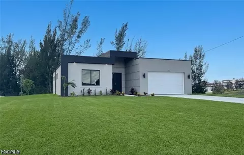 4322 Kismet Pkwy W, Cape Coral, FL 33993