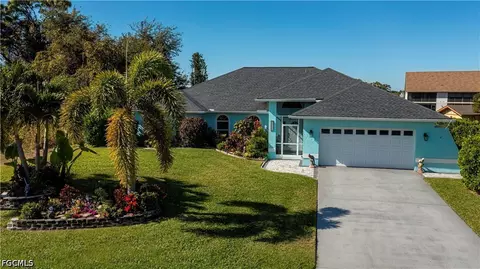 15141 Sam Snead Ln, North Fort Myers, FL 33917
