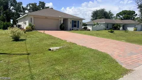 1004 NE 36th Ter, Cape Coral, FL 33909