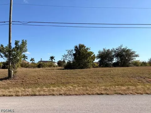 1203 NW 9th Pl, Cape Coral, FL 33993