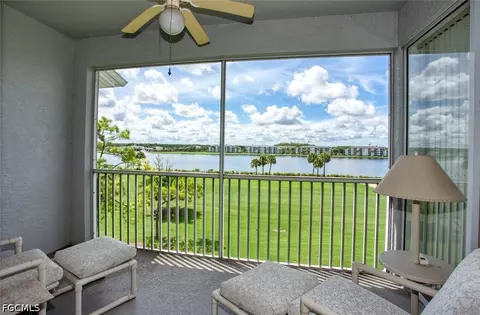 8066 Queen Palm Ln #543, Fort Myers, FL 33966