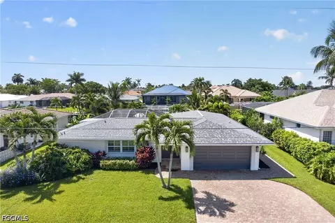 1812 SE 37th Ter, Cape Coral, FL 33904