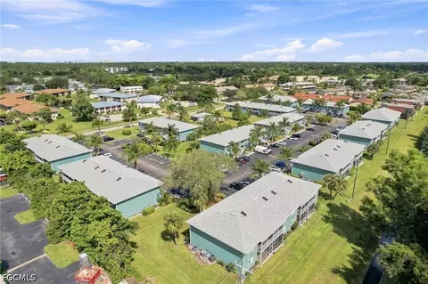 View/Area - 136 Cypress Way E #4, Naples, FL 34110 photo 7 of 7